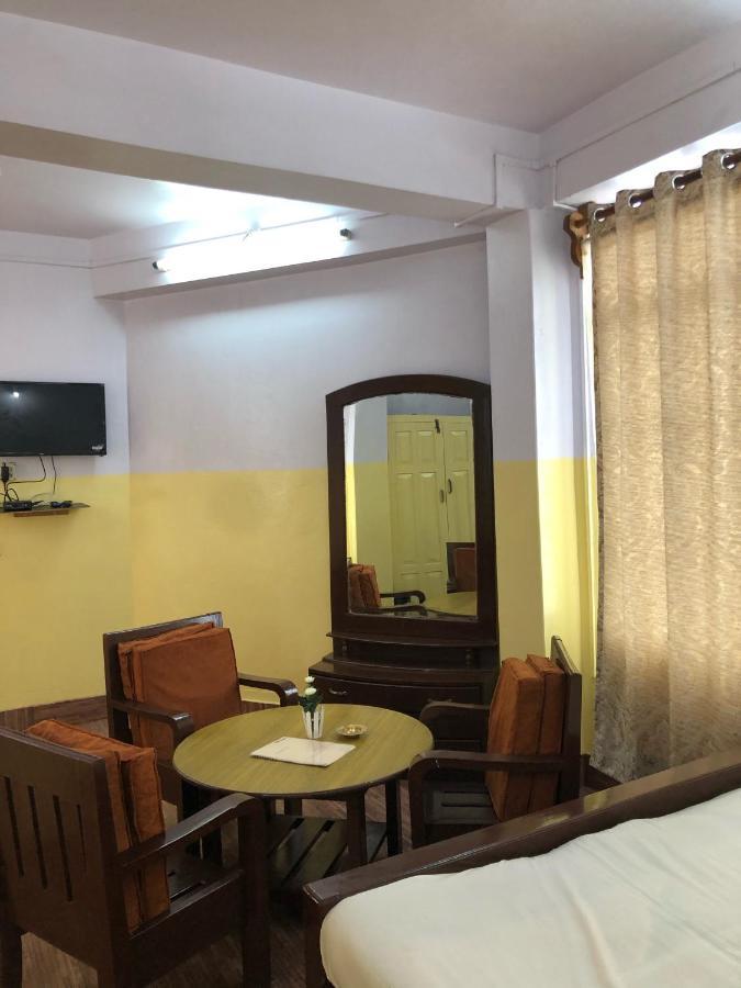 Jn Hotel Kohima Luaran gambar