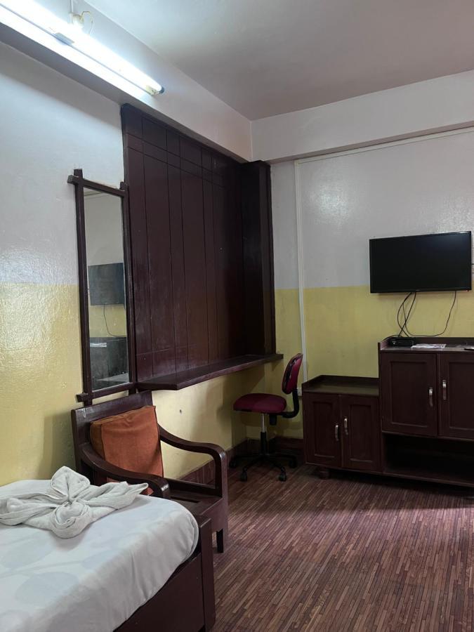 Jn Hotel Kohima Luaran gambar