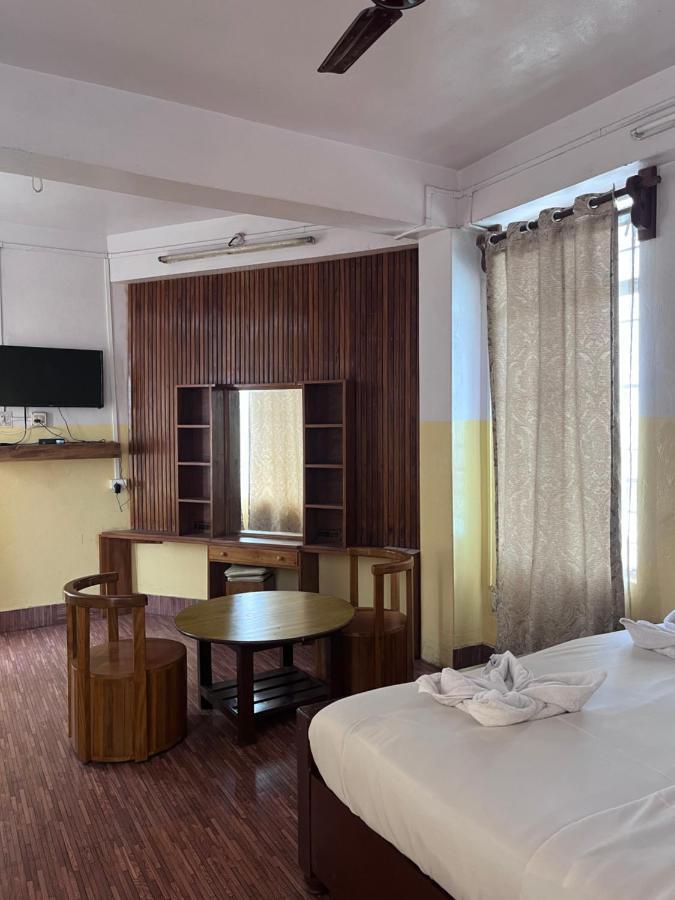 Jn Hotel Kohima Luaran gambar